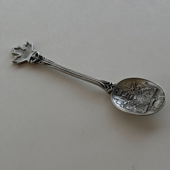 Vintage Boma Canada Pewter Souvenir Spoon Coat Of Arms Of Canada Maple Leaf 5" - Picture 5 of 7